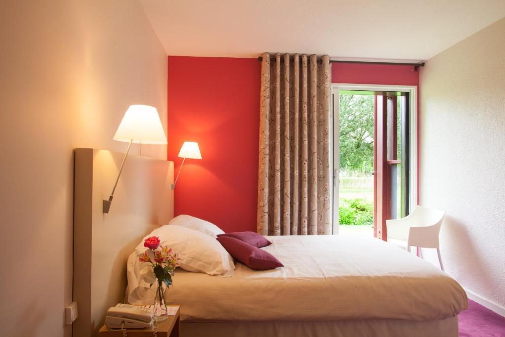 Logis Ar Milin Hotel Châteaubourg Quarto foto